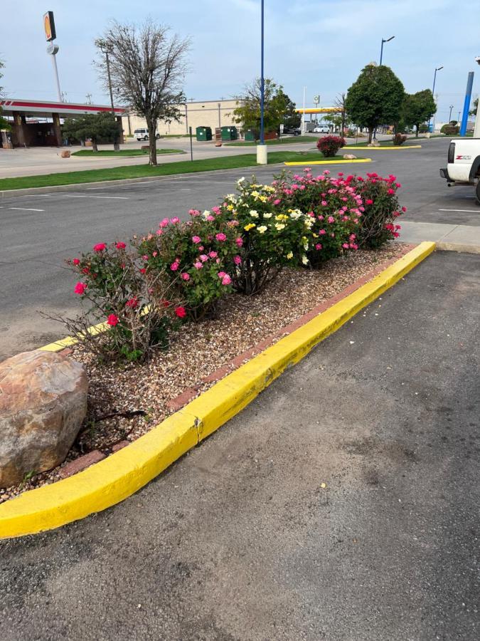 埃尔里诺6号汽车旅馆 El Reno 外观 照片